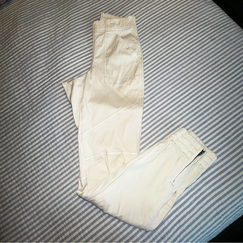 SPANX Stretch Twill Cargo JOGGERS Pants Ivory Parchment-20319R‎ Size XS